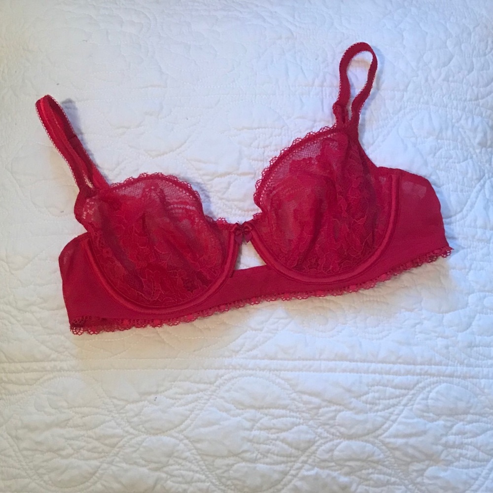 Victoria’s Secret Red Very Sexy Lace Bra 34C